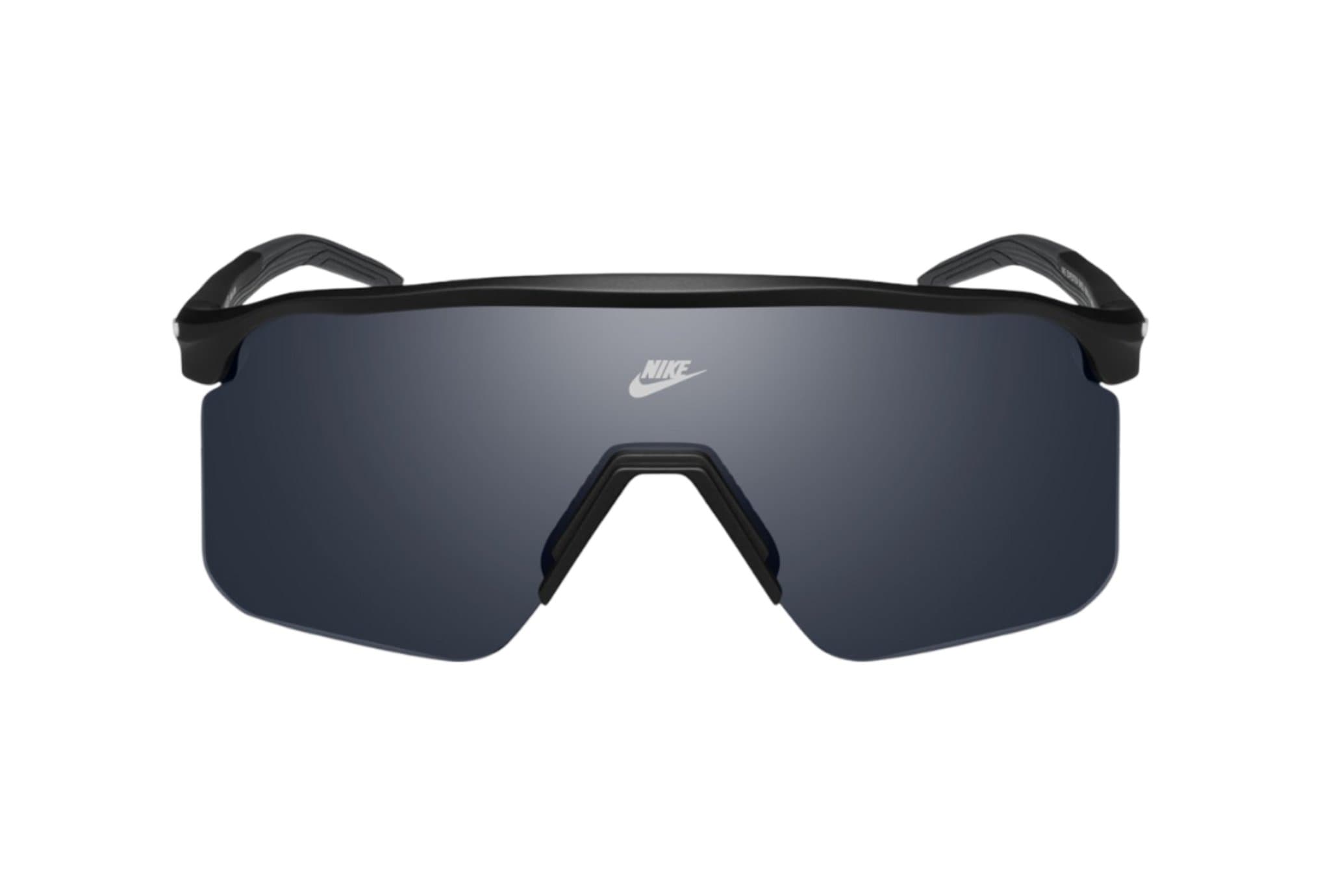 Nike Expedition Shield