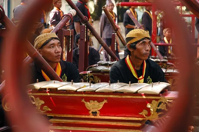 Les coutumes essentielles à connaître en voyage
