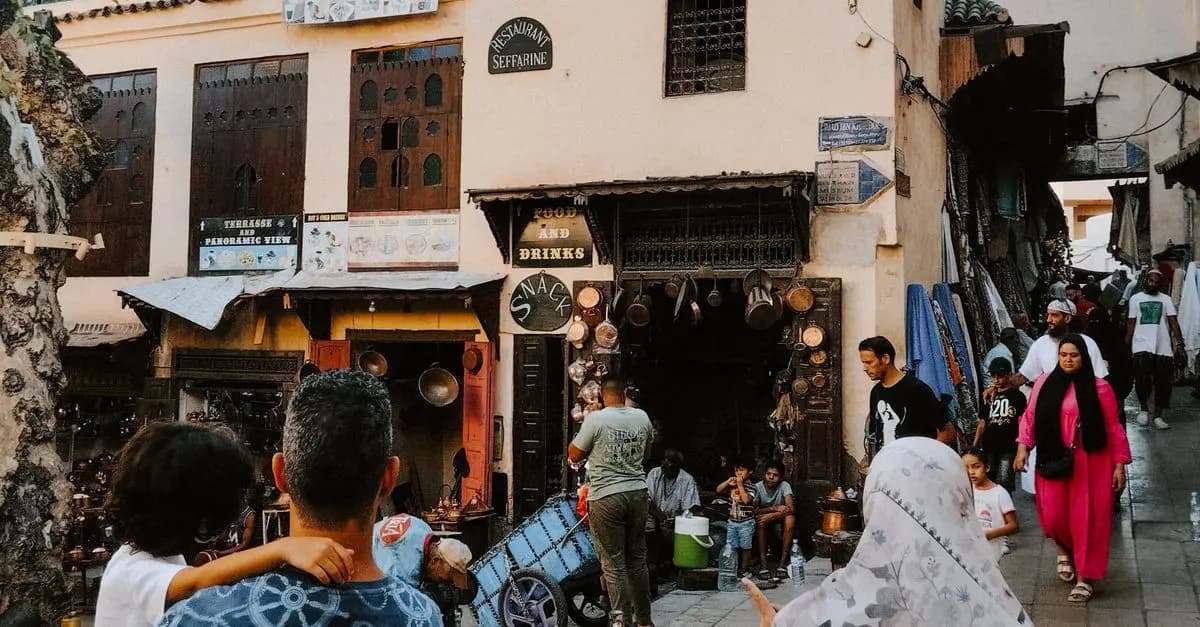 Comment s'immerger dans la culture du Maroc