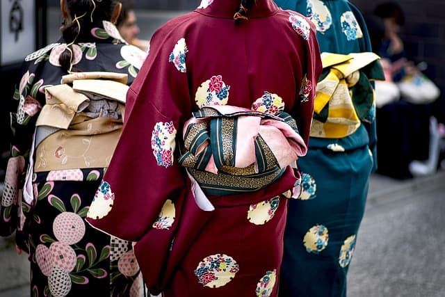 Les coutumes essentielles à connaître en voyage